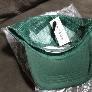 Pacsun Land Rover trucker hat